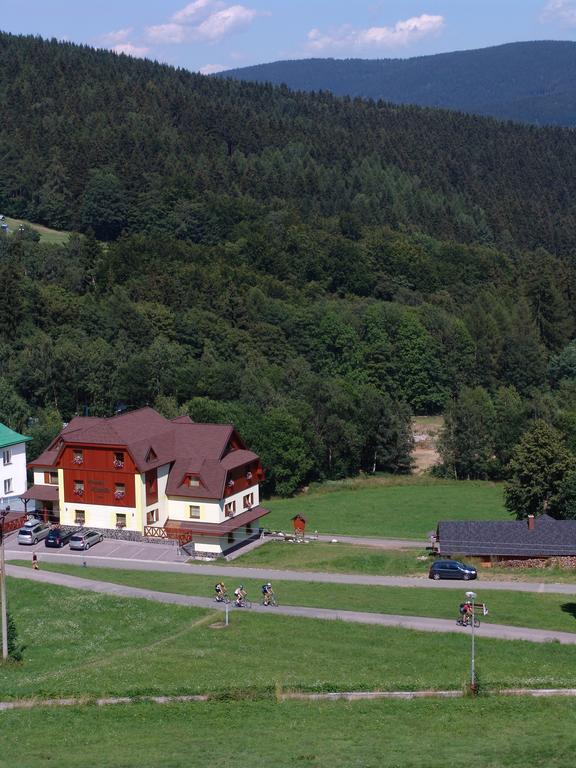 Penzion Martin Janské Lázně Exterior foto
