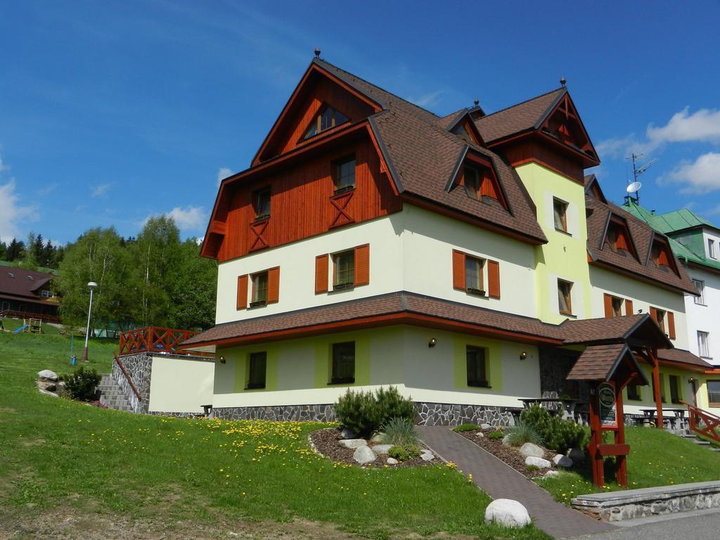 Penzion Martin Janské Lázně Exterior foto
