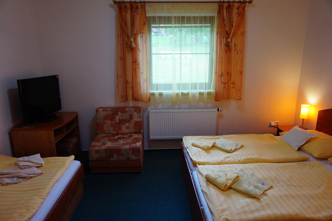 Penzion Martin Janské Lázně Exterior foto